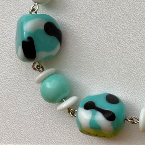 Handcrafted Japanese Turquoise Abstract Glass Bead Necklace - Picture 3 of 5